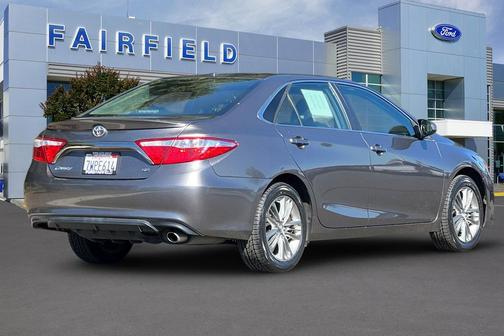 2017 Toyota Camry SE