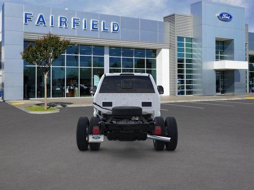 Oxford White 2026 Ford F-350 XL