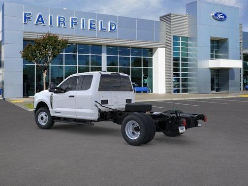 Oxford White 2026 Ford F-350 XL