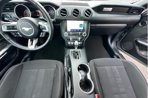 2022 Ford Mustang EcoBoost