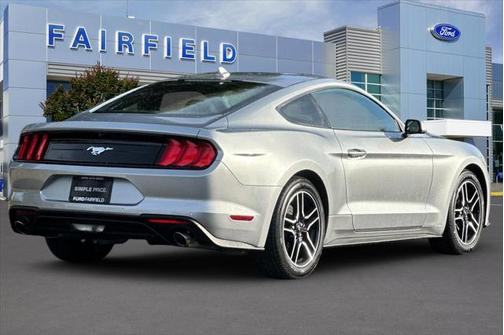 2022 Ford Mustang EcoBoost