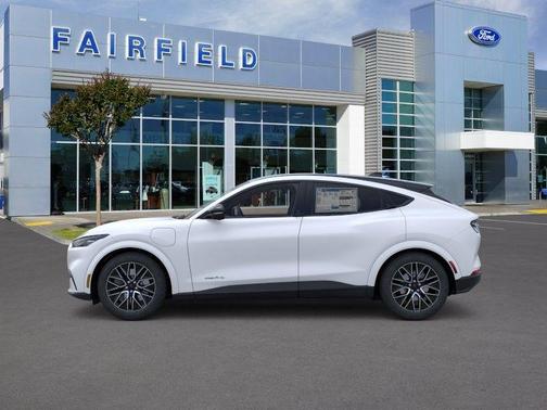 Star White Metallic Tri-Coat 2026 Ford Mustang Mach-E Premium