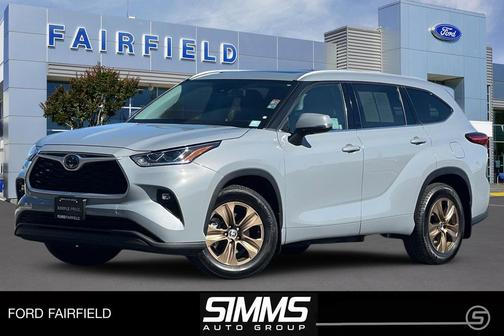 2022 Toyota Highlander Hybrid XLE