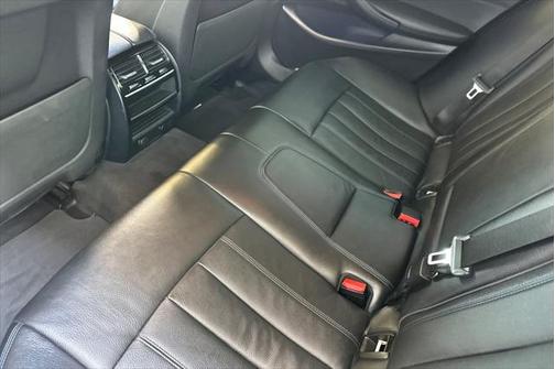 2018 BMW 540 540i