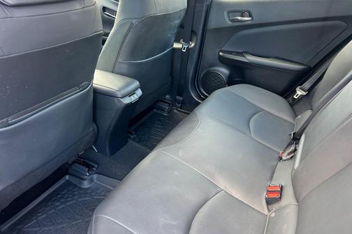 2020 Toyota Prius XLE