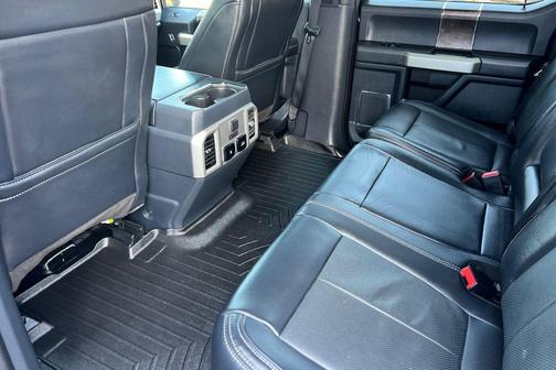 2022 Ford F-450 Lariat