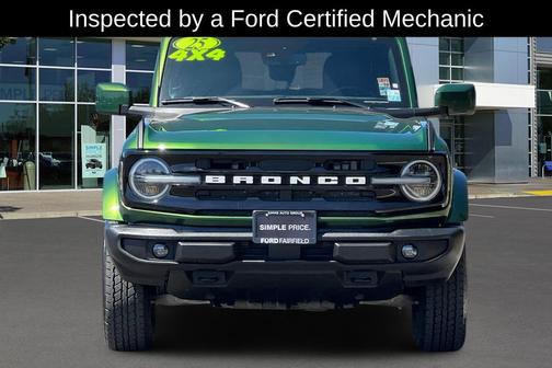 Green Metallic 2025 Ford Bronco Outer Banks