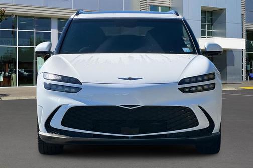 2023 Genesis GV60 Advanced AWD