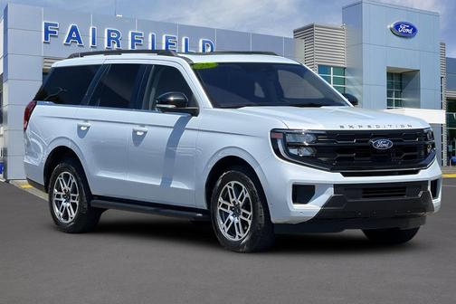 Space Silver Metallic 2025 Ford Expedition Active