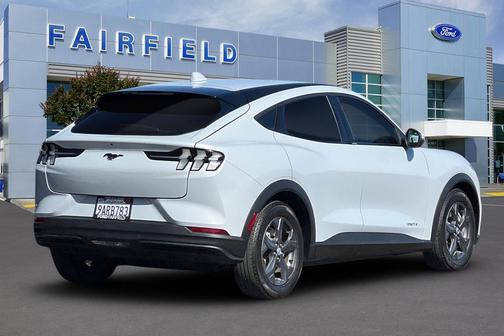 2022 Ford Mustang Mach-E Select