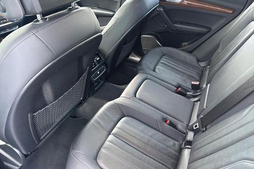 2021 Audi Q5 45 Premium
