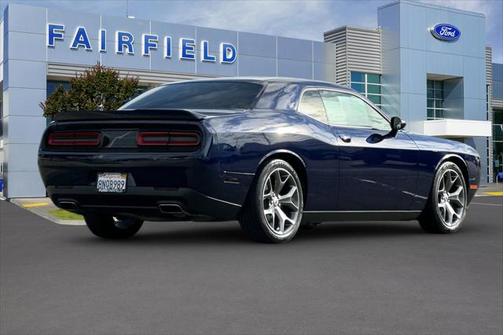 2017 Dodge Challenger SXT