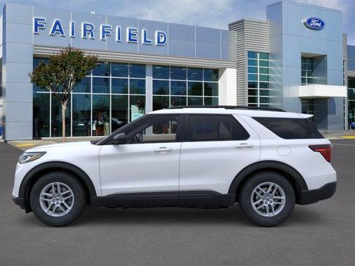 Star White Metallic Tri-Coat 2026 Ford Explorer Active