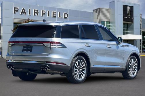 Silver Radiance Metallic Clearcoat 2023 Lincoln Aviator Reserve