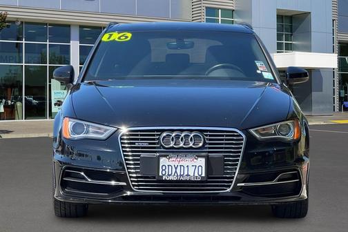 Brilliant Black 2016 Audi A3 e-tron 1.4T Premium