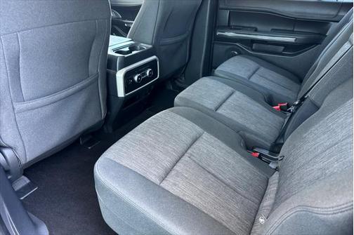 2022 Ford Expedition Max XLT
