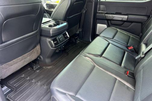 Avalanche 2023 Ford F-150 Lariat