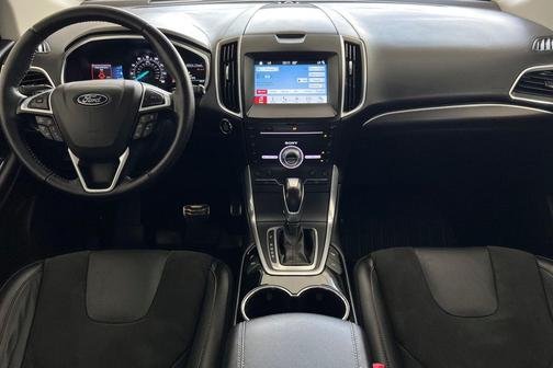 2017 Ford Edge Sport