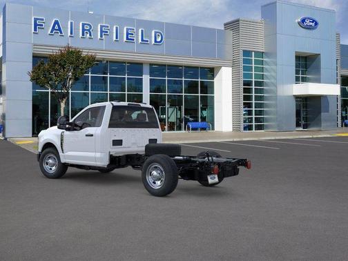 Oxford White 2026 Ford F-350 XL
