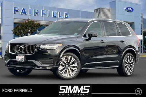 2021 Volvo XC90 T5 Momentum