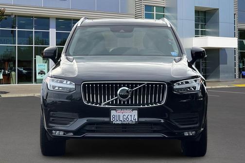 2021 Volvo XC90 T5 Momentum