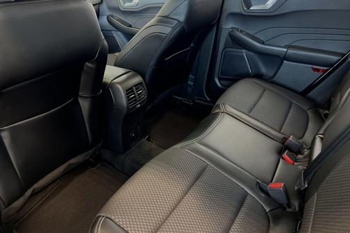 2024 Ford Escape PHEV SE