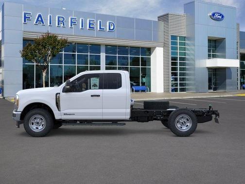 Oxford White 2026 Ford F-350 XL