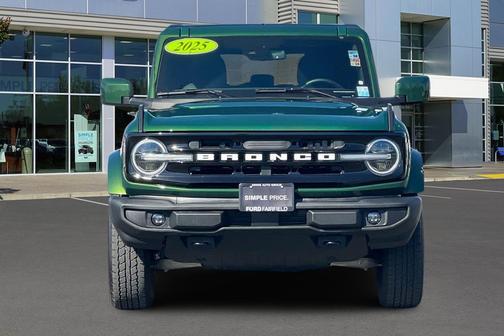 2025 Ford Bronco Outer Banks