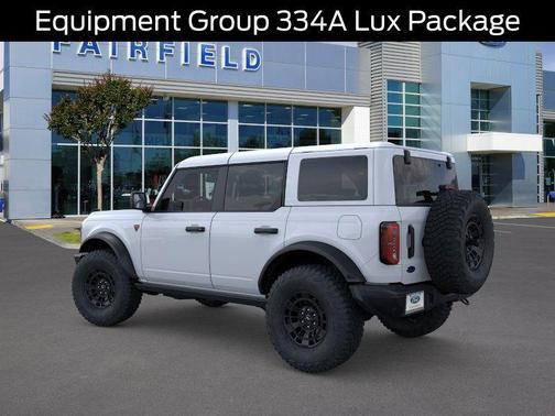 Oxford White 2026 Ford Bronco Badlands