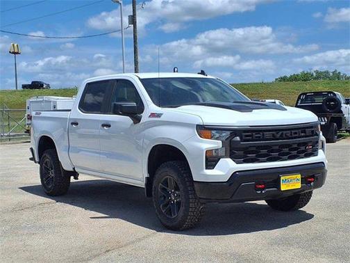 2025 Chevrolet Silverado 1500 Custom Trail Boss
