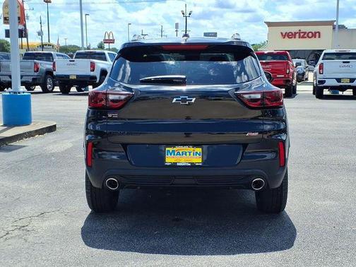 Mosaic Black Metallic 2026 Chevrolet Trailblazer RS