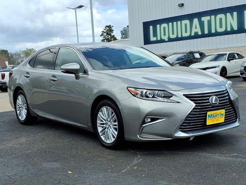 2017 Lexus ES 350 Base