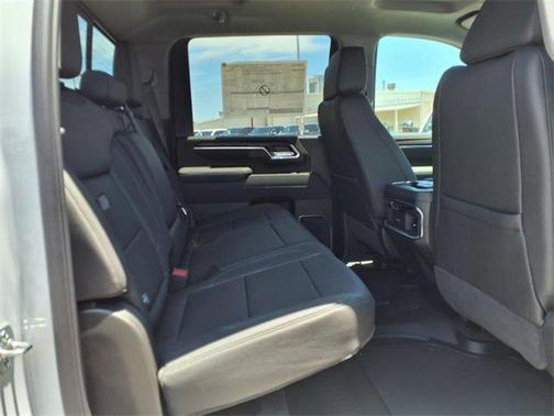 2025 GMC Sierra 2500 SLT