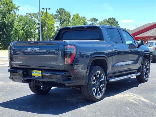 2025 GMC Sierra EV Extended Range Denali