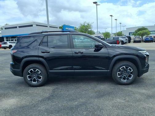 Mosaic Black Metallic 2026 Chevrolet Equinox AWD ACTIV