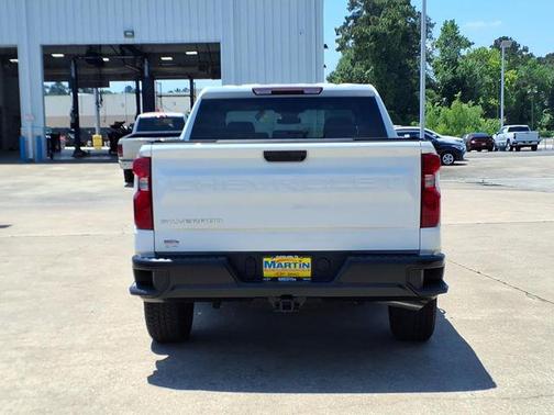 Summit White 2025 Chevrolet Silverado 1500 WT