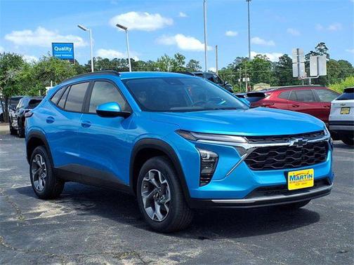 2025 Chevrolet Trax LT