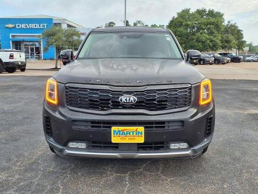 Everlasting Silver 2020 Kia Telluride SX