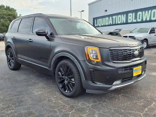 Everlasting Silver 2020 Kia Telluride SX