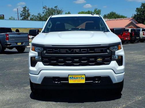 Summit White 2026 Chevrolet Silverado 1500 Custom