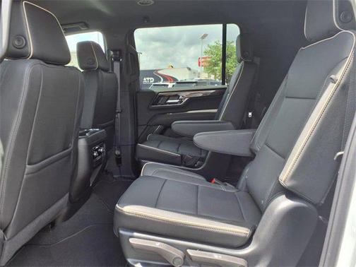 2025 GMC Yukon XL 4WD Elevation