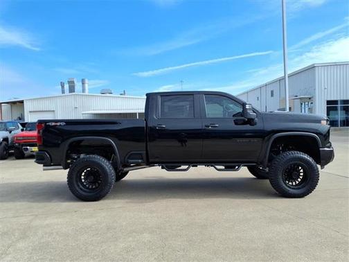 2026 Chevrolet Silverado 2500 Custom