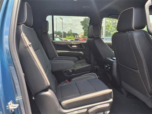 2025 GMC Yukon XL 4WD Elevation