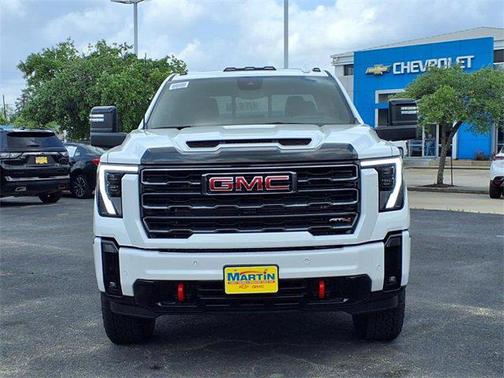 2025 GMC Sierra 2500 AT4