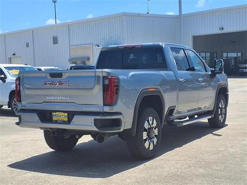 2025 GMC Sierra 2500 Denali