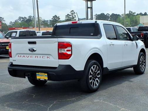 OXFORD WHITE 2024 Ford Maverick Lariat