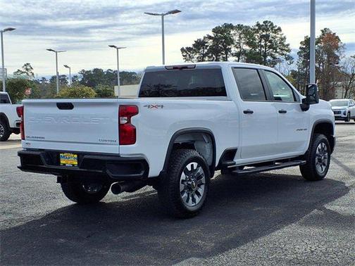 2025 Chevrolet Silverado 2500 Custom