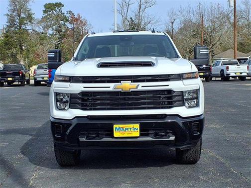 2025 Chevrolet Silverado 2500 Custom