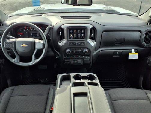 2025 Chevrolet Silverado 2500 Custom