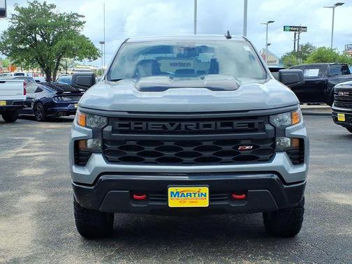 Sterling Gray Metallic 2025 Chevrolet Silverado 1500 Custom Trail Boss